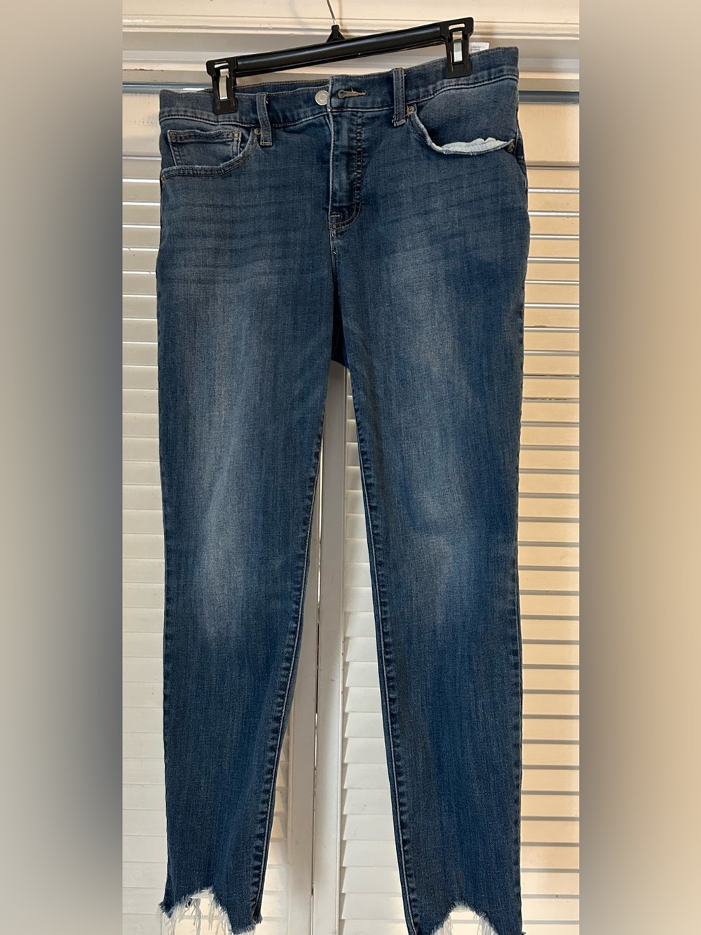Lucky Brand Ankle Jeans - Medium Blue with Tan Stitching